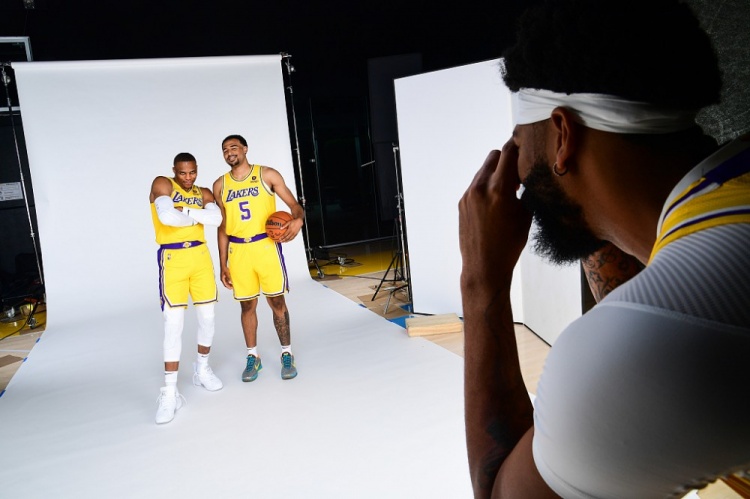 初出茅庐，蒯纪闻处子赛季1球6助攻，中超0球5助攻（新秀崭露锋芒：蒯纪闻处子季斩获1球6助，中超0球5助）