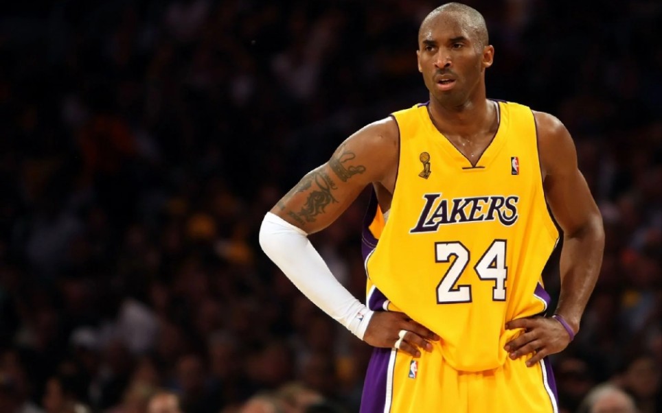 吉拉西下场时不开心？科瓦奇：如果他很开心被换下，反而不好（吉拉西被换下显不悦？科瓦奇：球员若乐意下场才更糟）