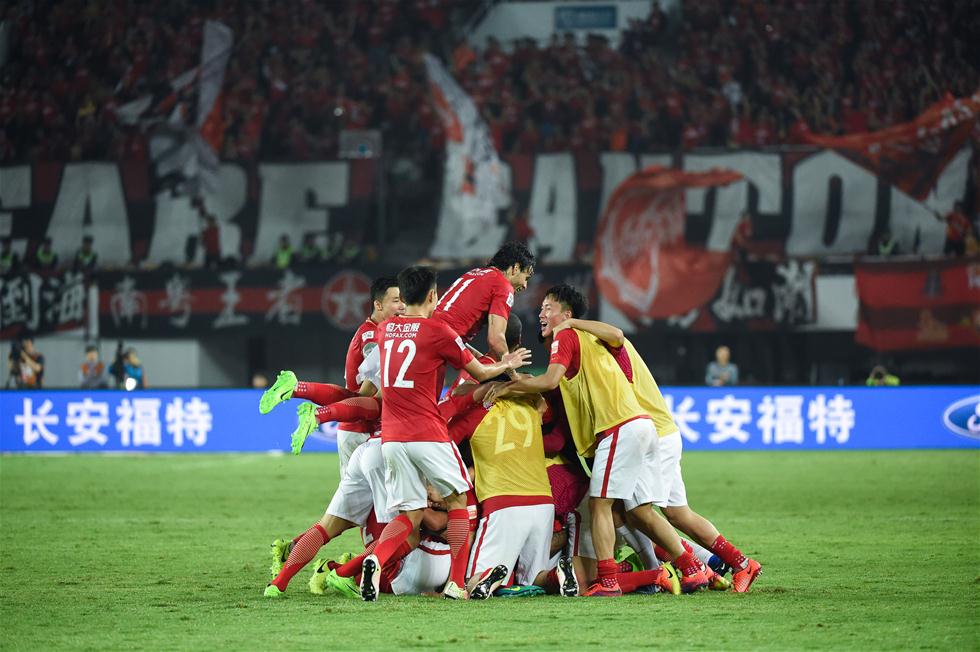 西蒙尼：球队客场应表现更具冲击力，对阵埃因霍温需全力以赴（西蒙尼：客场必须更具冲击力，面对埃因霍温要全力以赴）