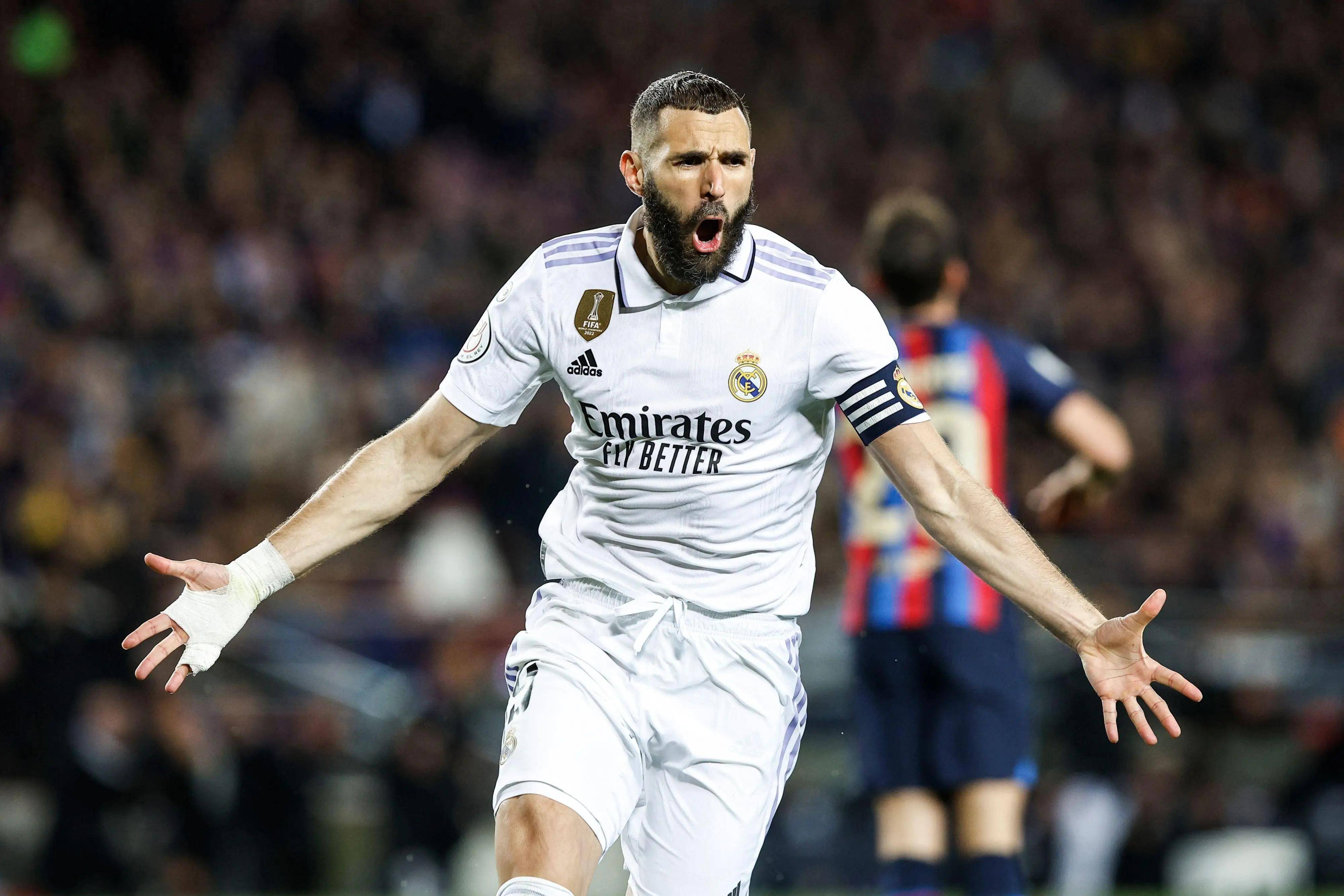 北青：国安球迷赛后齐唱《再见》，张源和王子铭都流下了泪水（北青：赛后国安球迷合唱《再见》，张源与王子铭动情落泪）