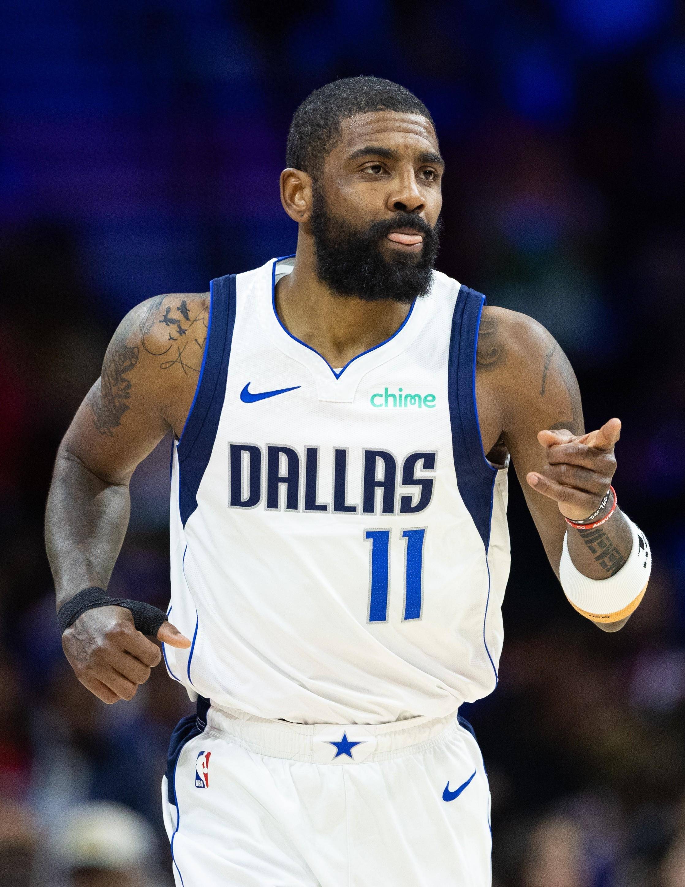 杰伦·威：卡森·华莱士在预判型抢断的把握上愈发成熟（杰伦·威：卡森·华莱士在预判抢断方面愈发老练）