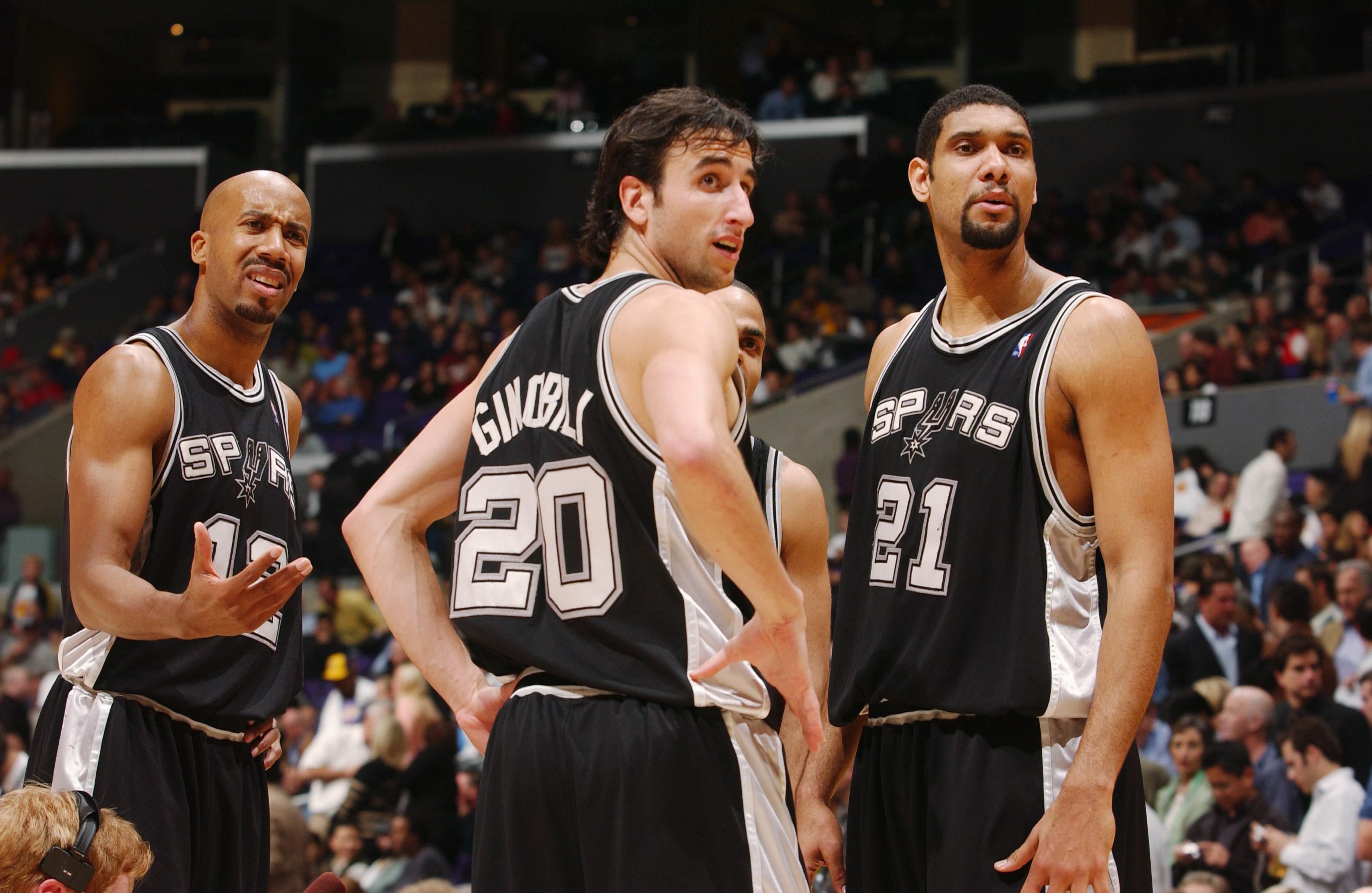 名宿：我不会让弗拉泰西当替补，任何比赛任何对手他都能进球（名宿：弗拉泰西不该坐板凳，对谁都能进球）