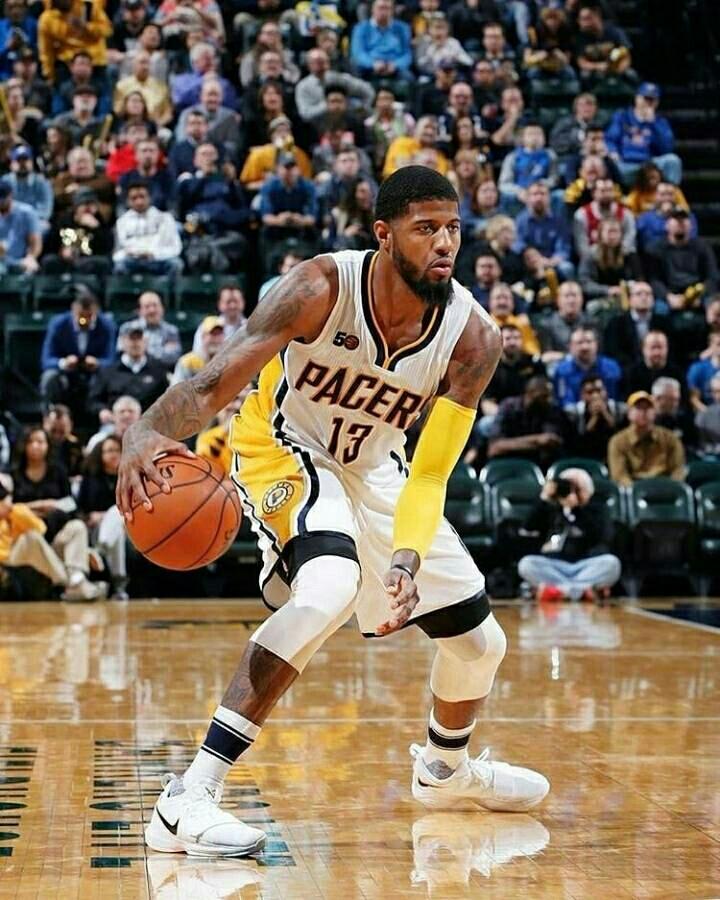 喀麦隆非洲杯大名单：姆伯莫领衔，巴索戈在列，奥纳纳无缘（喀麦隆非洲杯阵容公布：姆伯莫领衔，巴索戈入选，奥纳纳落选）