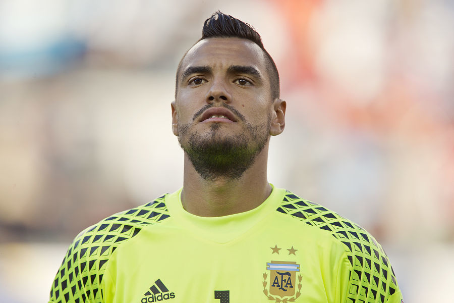 全设备转会与动态界面